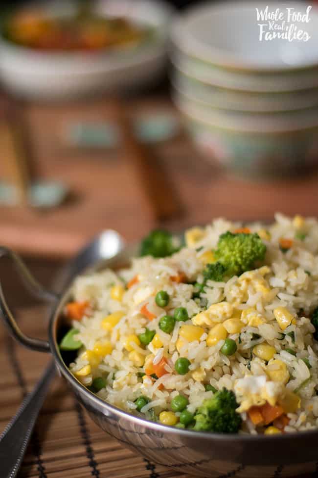 Zdrowy warzywny smażony ryż