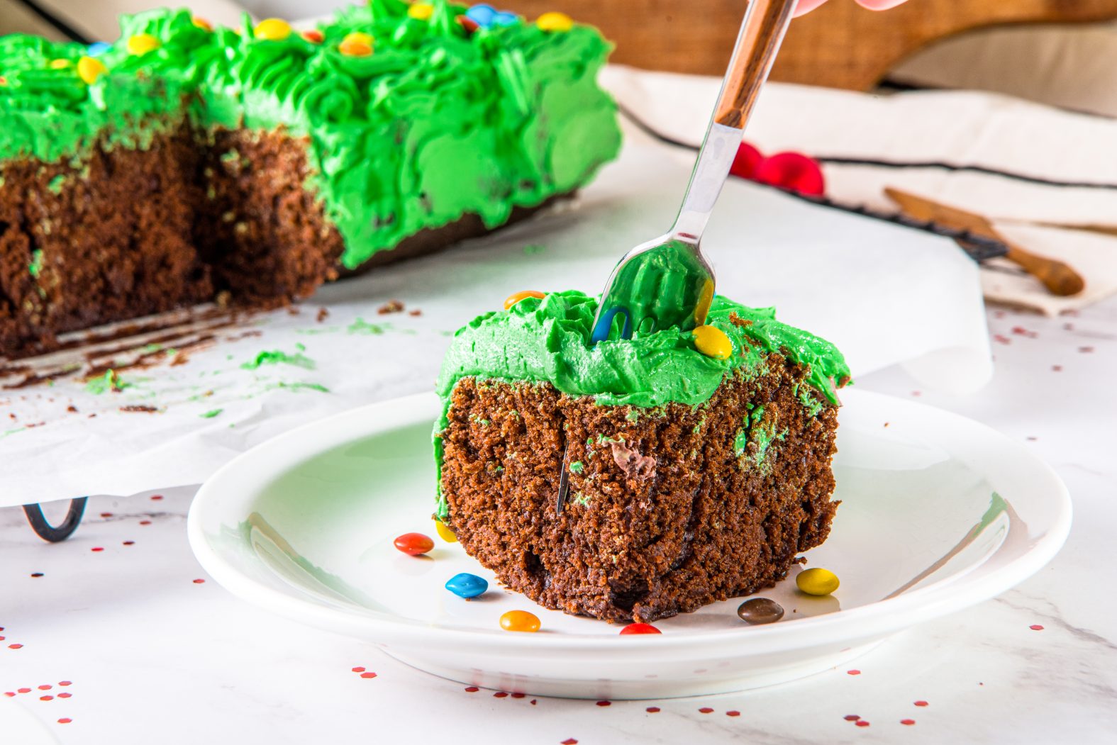 Wilton, Kitchen, Green Christmas Tree Cake Pan Wilton Great Condition  Takes A 2layer Mix