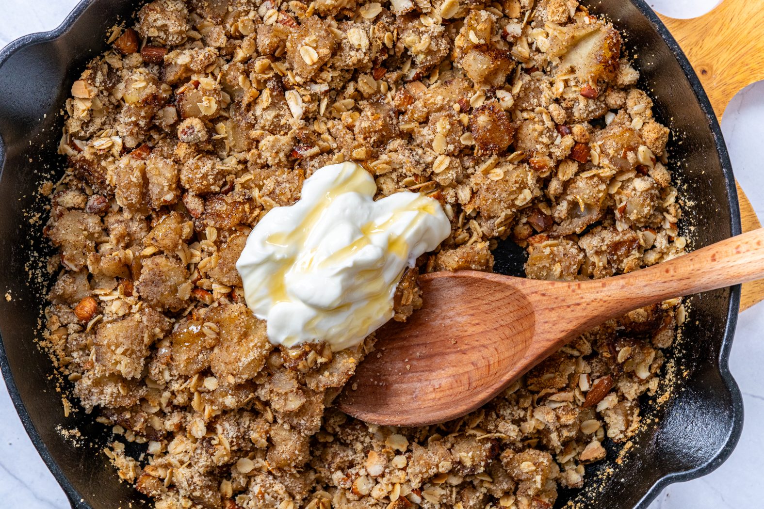 Baking apple crisp 