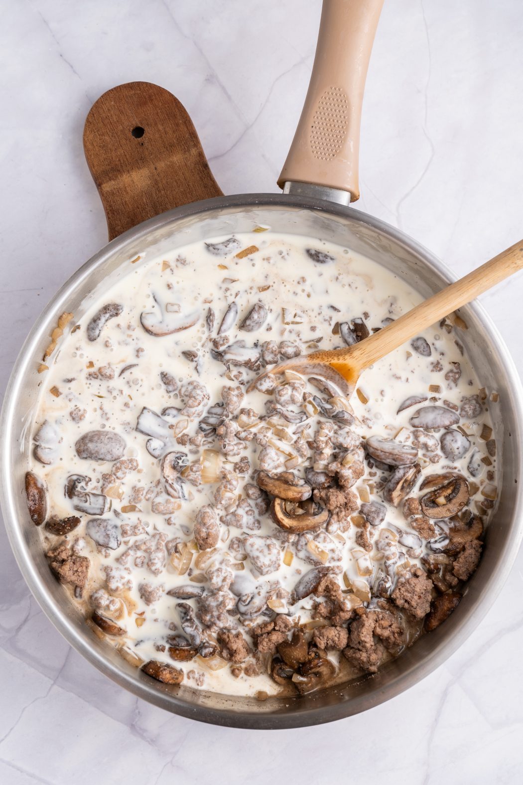 adding heavy cream to stroganoff